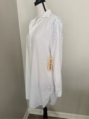 NWT 4our Dreamers White Textured Tunic 100% Cotton Blouse - Size M